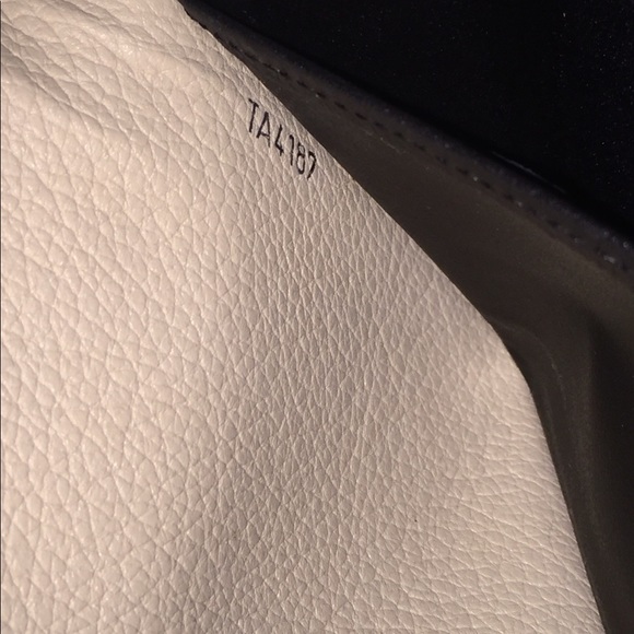 Louis Vuitton LockMe II with K.K Initial - Picture 6 of 8